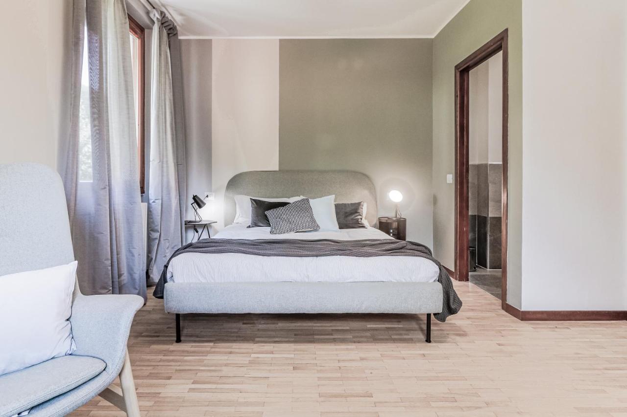 Stunning View Lakeside Apartment - Larihome A11 Gravedona Exteriör bild