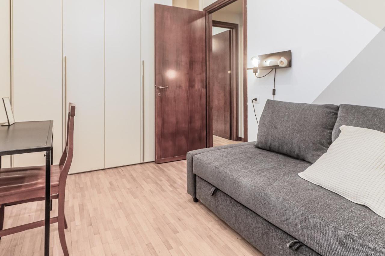Stunning View Lakeside Apartment - Larihome A11 Gravedona Exteriör bild